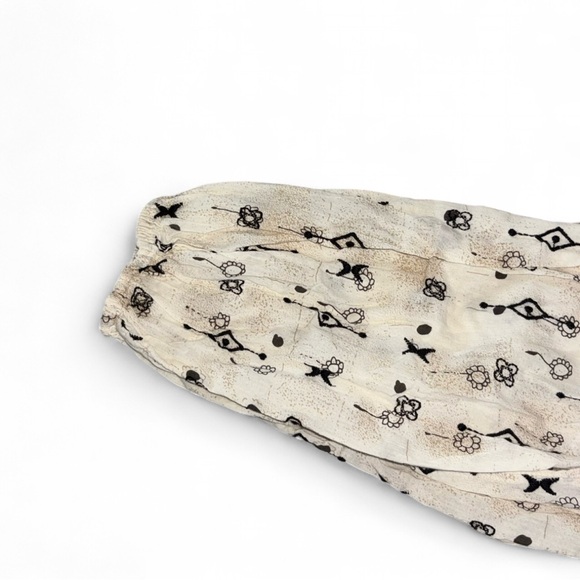 Rachel Zoe Cream Blouse with Black Embroidery & Tassels! - Picture 4 of 7